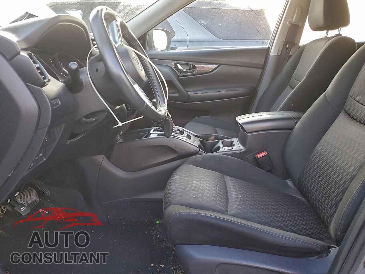 NISSAN ROGUE 2017 - KNMAT2MV5HP602005