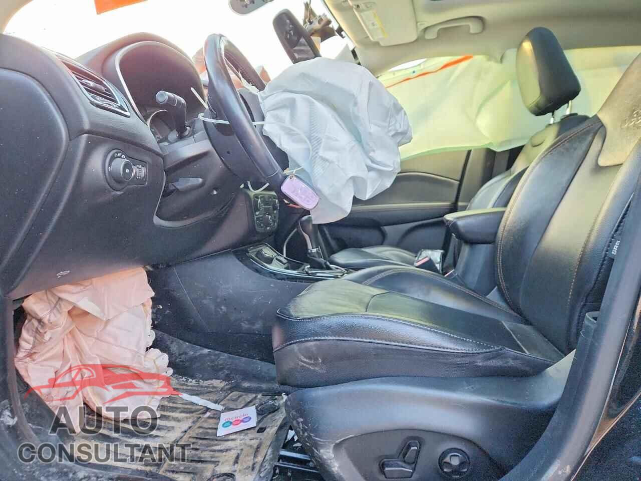 JEEP COMPASS 2019 - 3C4NJDCB7KT654071