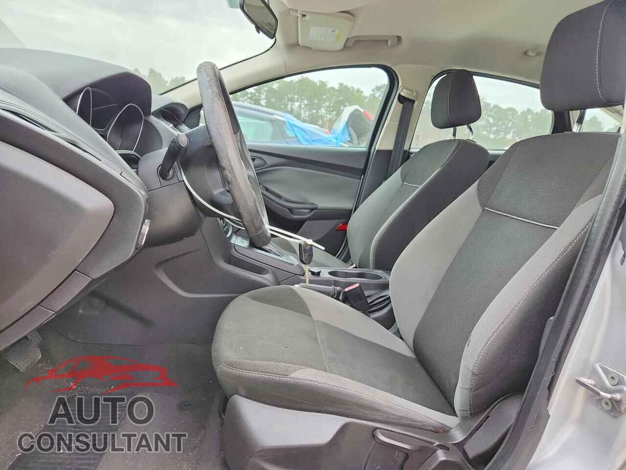 FORD FOCUS 2012 - 1FAHP3E27CL318216
