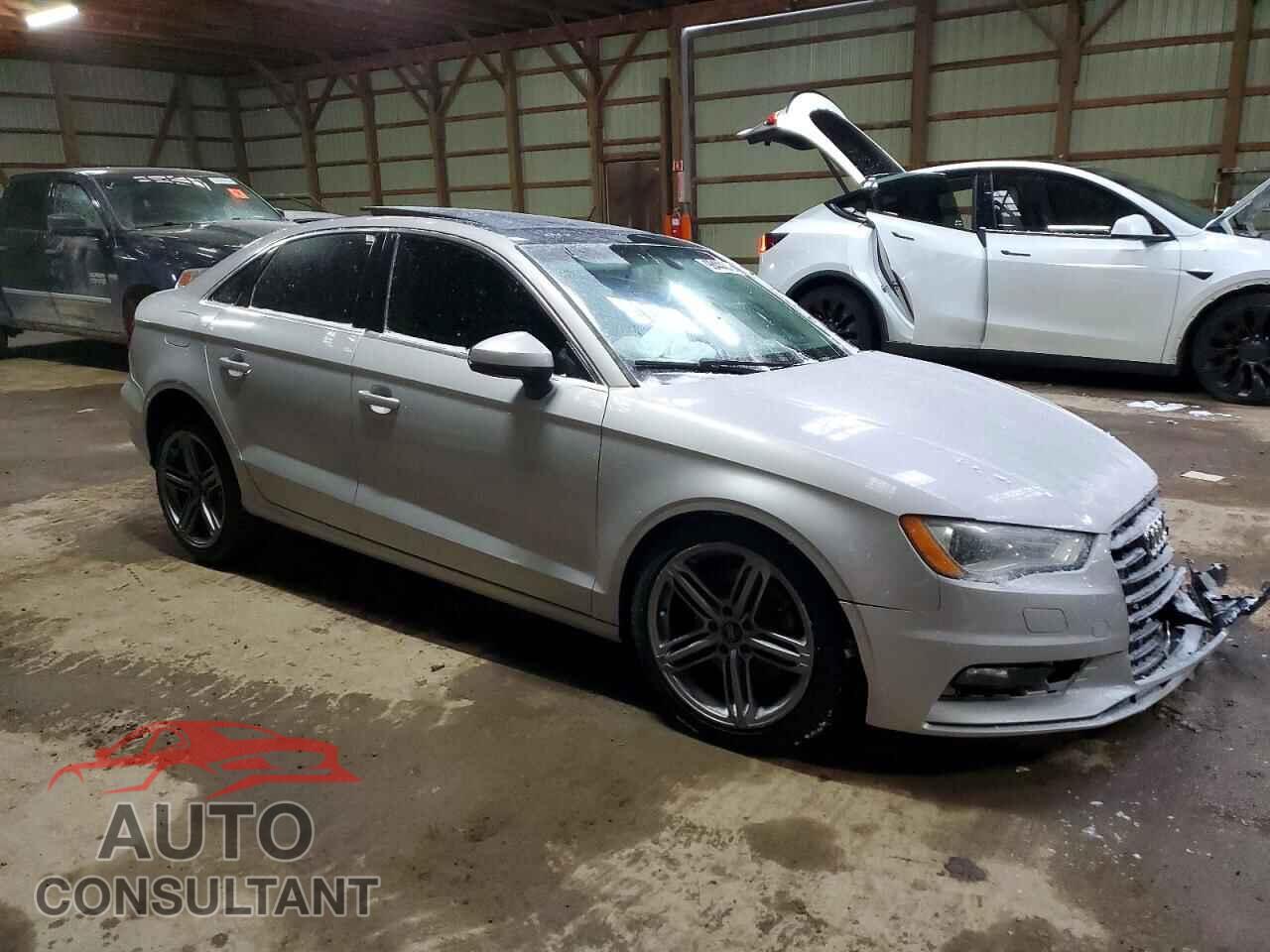 AUDI A3 2015 - WAUEFRFF7F1046204