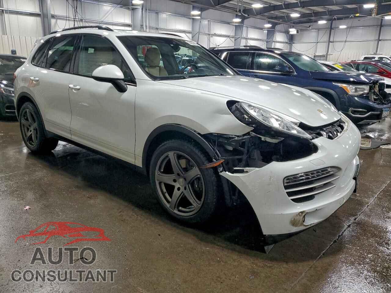 PORSCHE CAYENNE 2014 - WP1AA2A25ELA91297