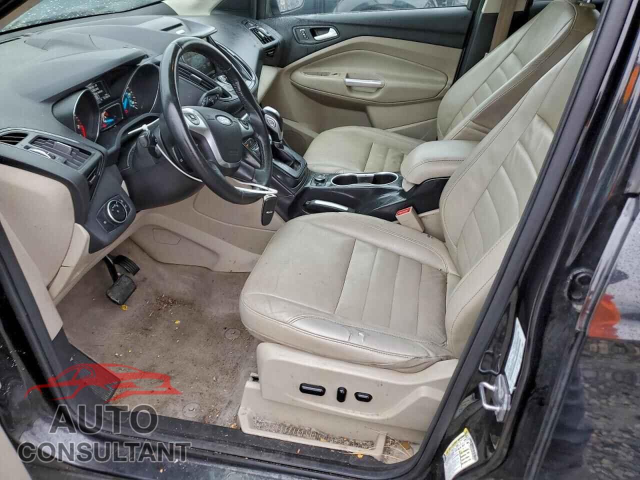 FORD ESCAPE 2015 - 1FMCU0J92FUC04536