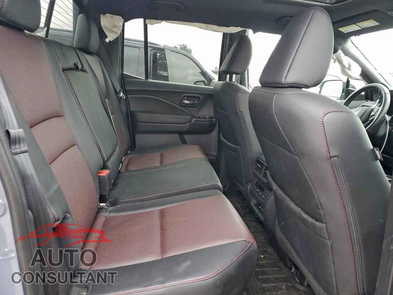 HONDA RIDGELINE 2024 - 5FPYK3F8XRB012898