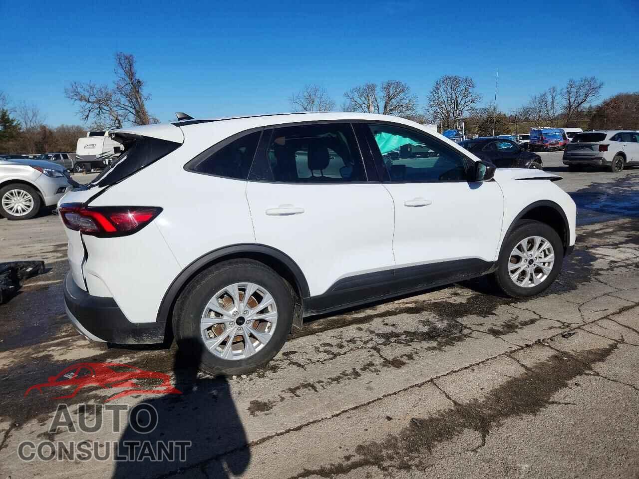 FORD ESCAPE ACT 2025 - 1FMCU0GN3SUA52264