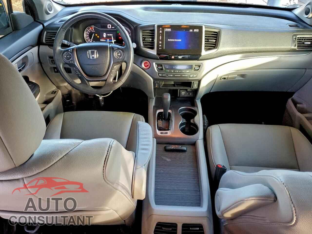 HONDA PILOT 2017 - 5FNYF6H59HB074485