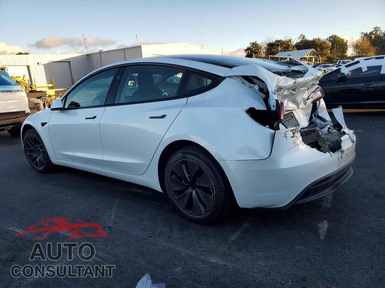 TESLA MODEL 3 2024 - 5YJ3E1EA6RF787704