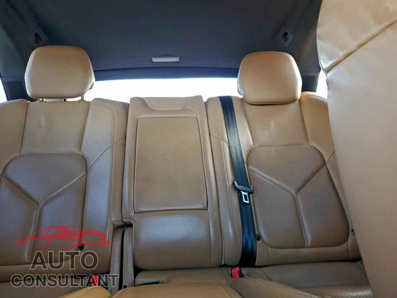 PORSCHE CAYENNE 2013 - WP1AA2A20DLA03223