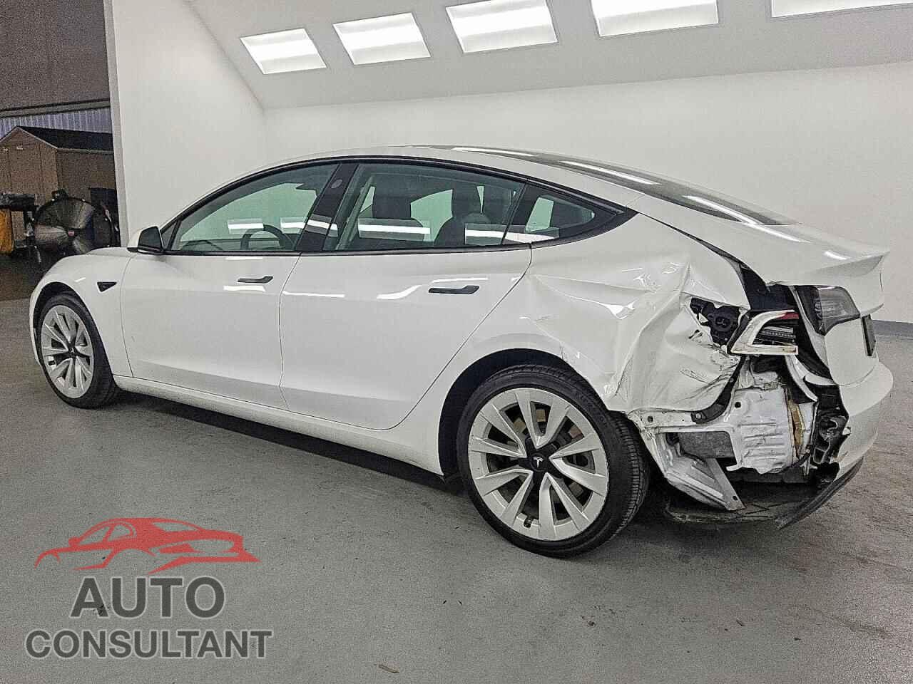 TESLA MODEL 3 2022 - 5YJ3E1EA7NF144109