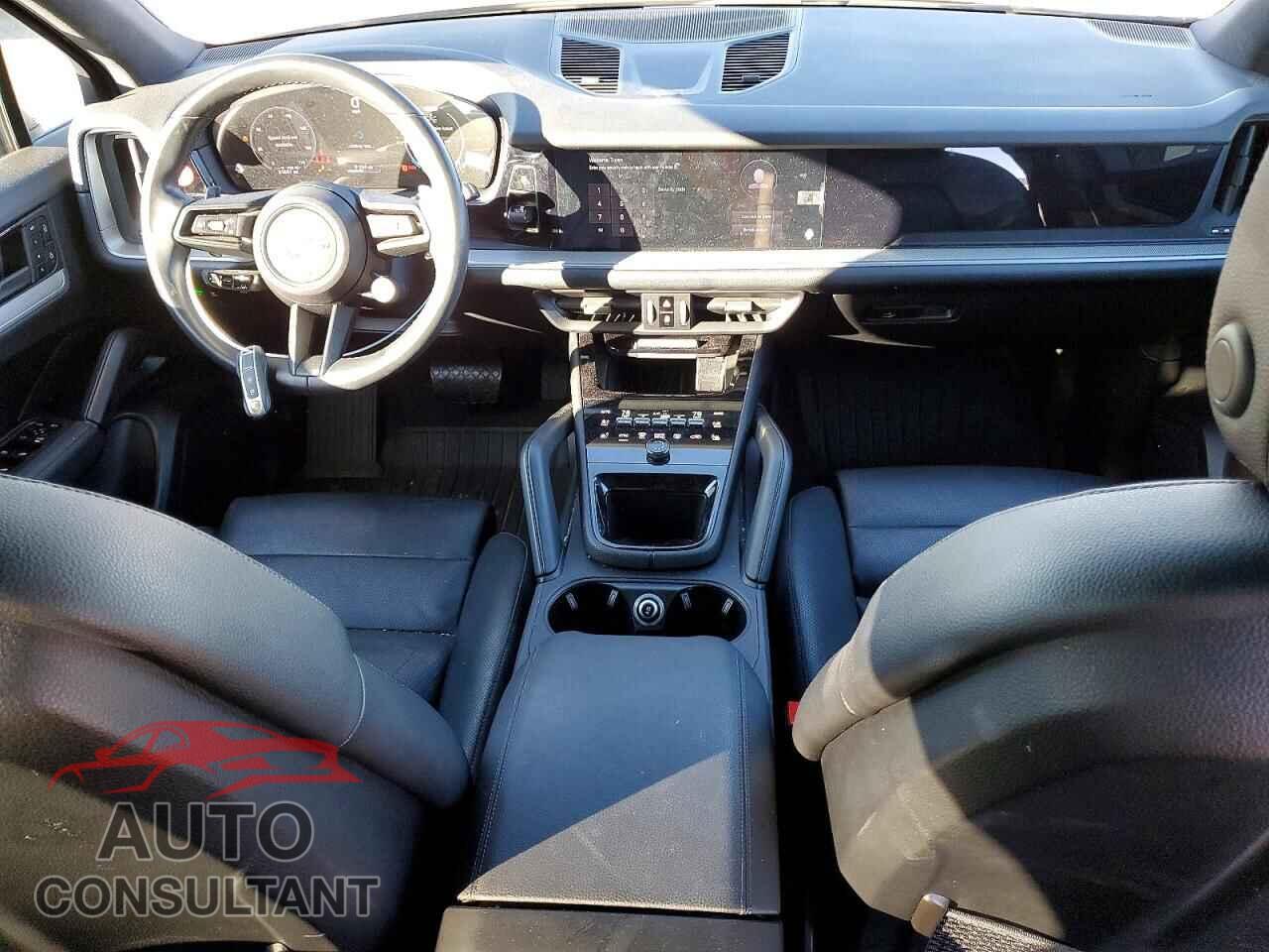 PORSCHE CAYENNE 2024 - WP1AA2AY1RDA07979