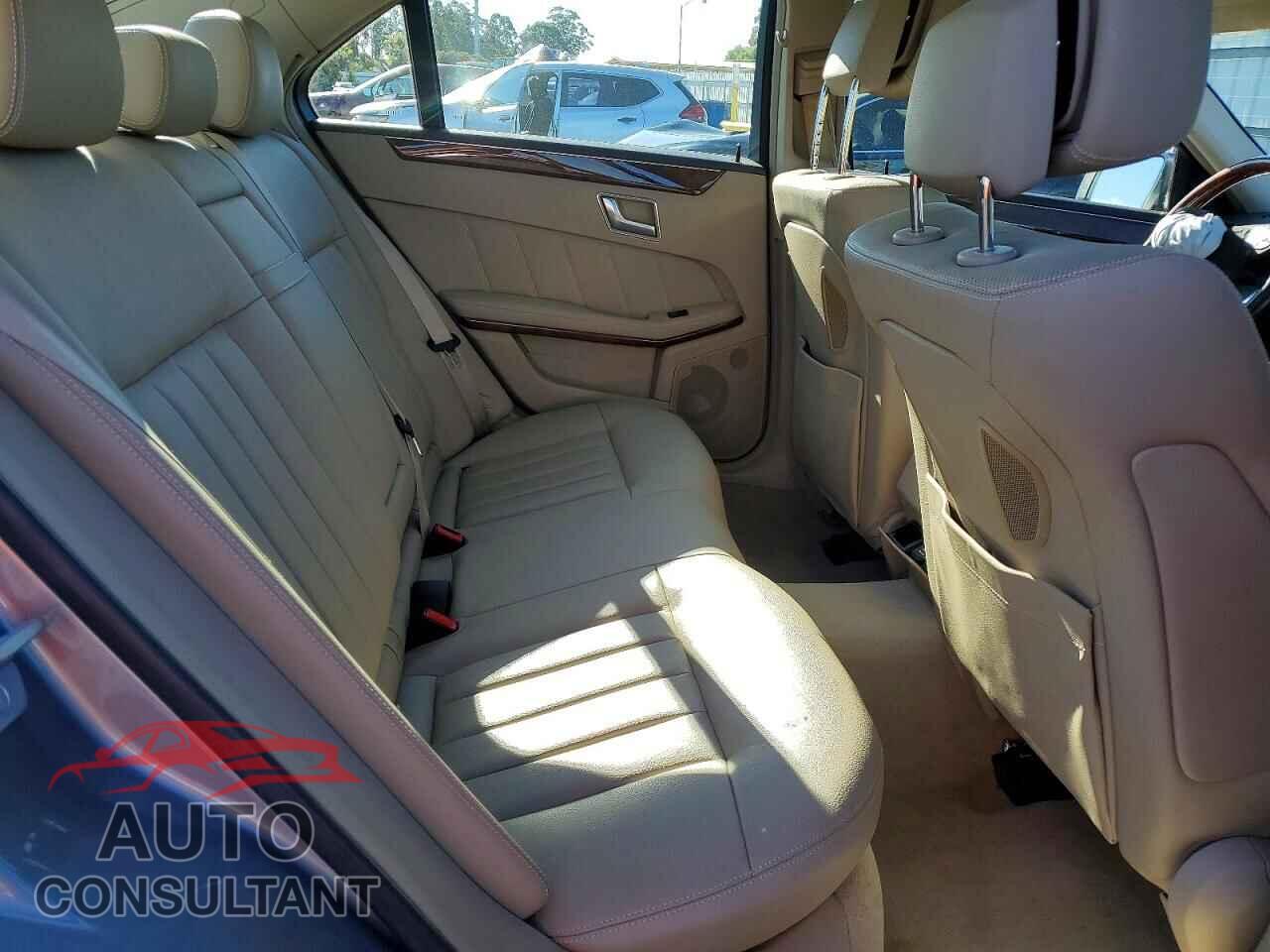 MERCEDES-BENZ E-CLASS 2012 - WDDHF5KB9CA555191