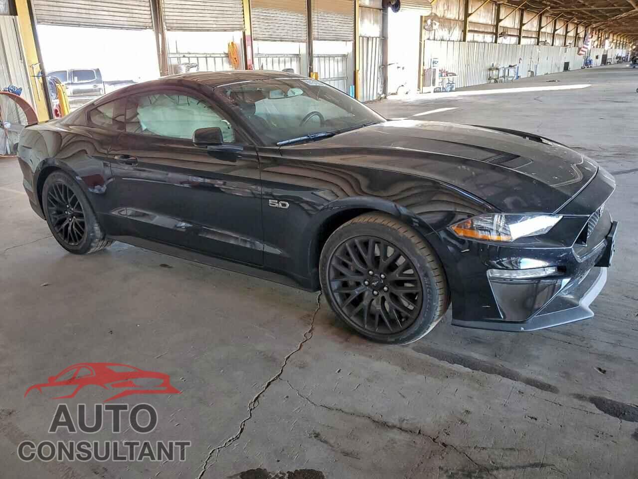 FORD MUSTANG 2019 - 1FA6P8CF9K5167635