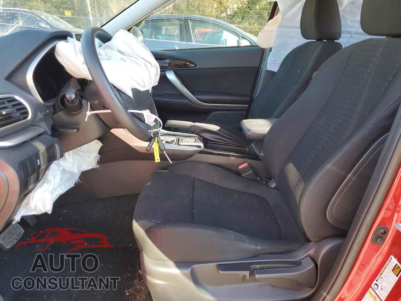MITSUBISHI ECLIPSE 2018 - JA4AT4AA8JZ065518