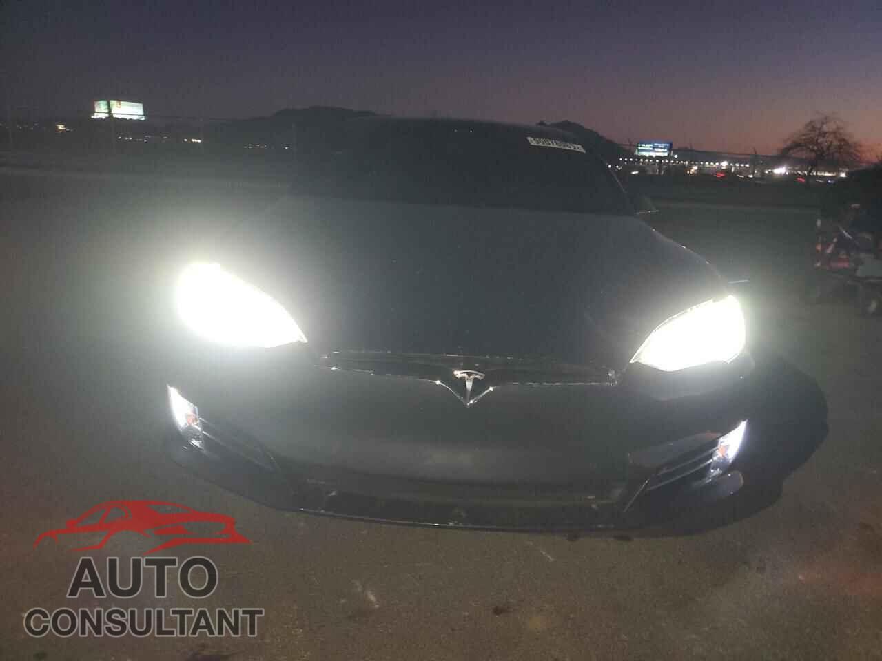 TESLA MODEL S 2019 - 5YJSA1E24KF335031