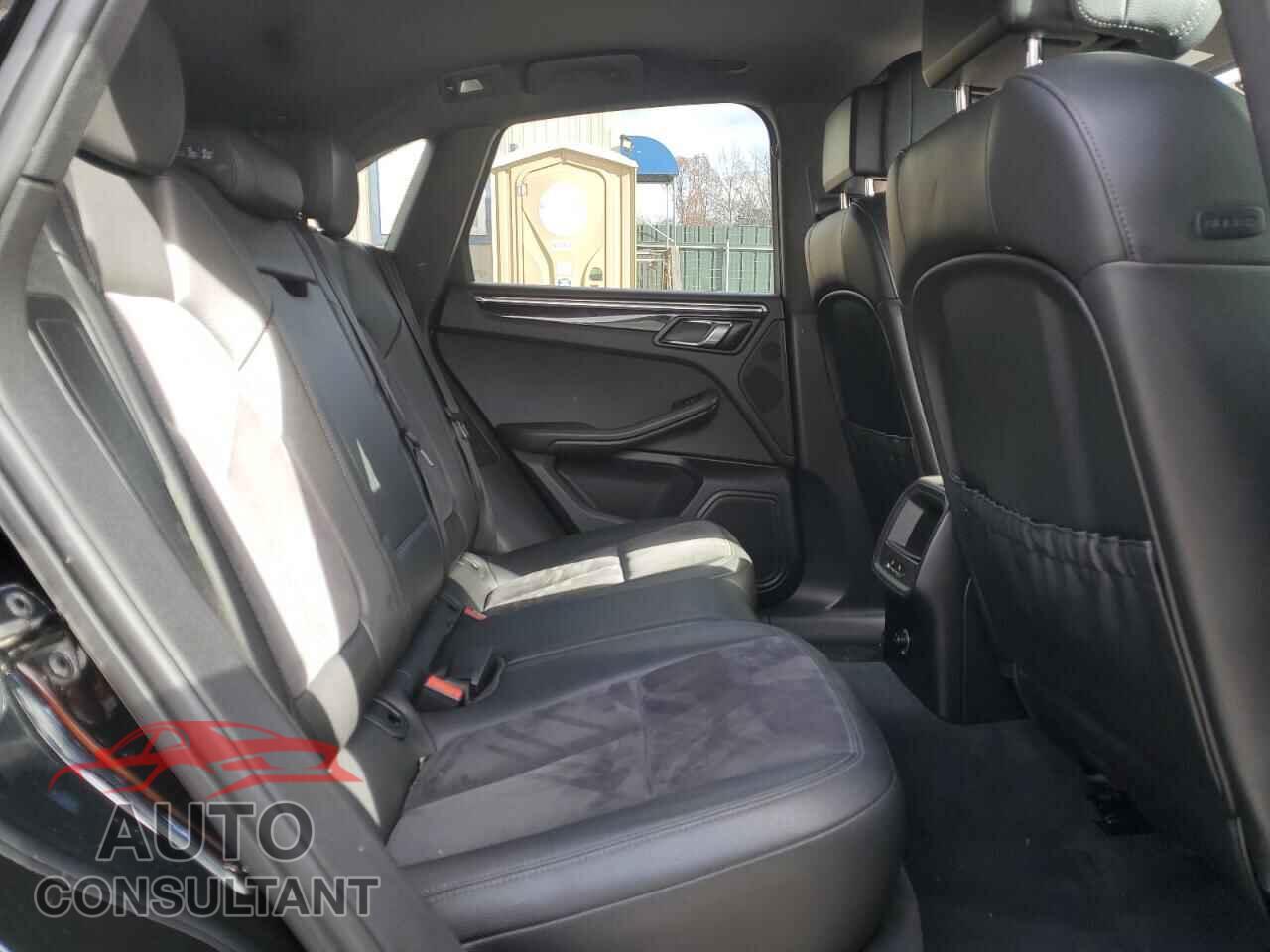 PORSCHE MACAN 2015 - WP1AB2A51FLB52265