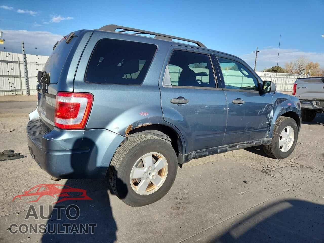 FORD ESCAPE 2010 - 1FMCU0D71AKA03628