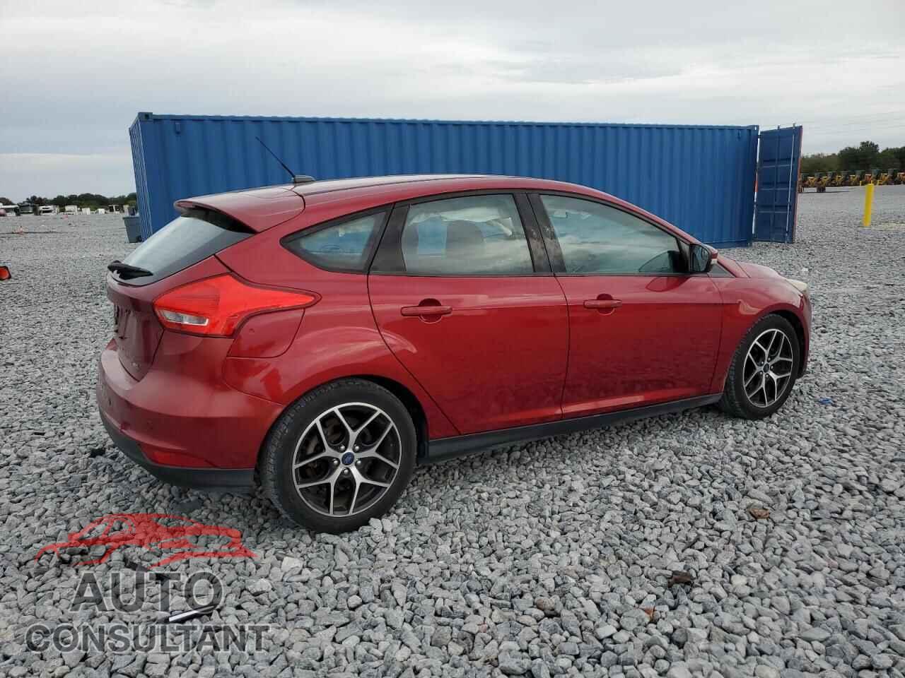 FORD FOCUS 2017 - 1FADP3M23HL256644