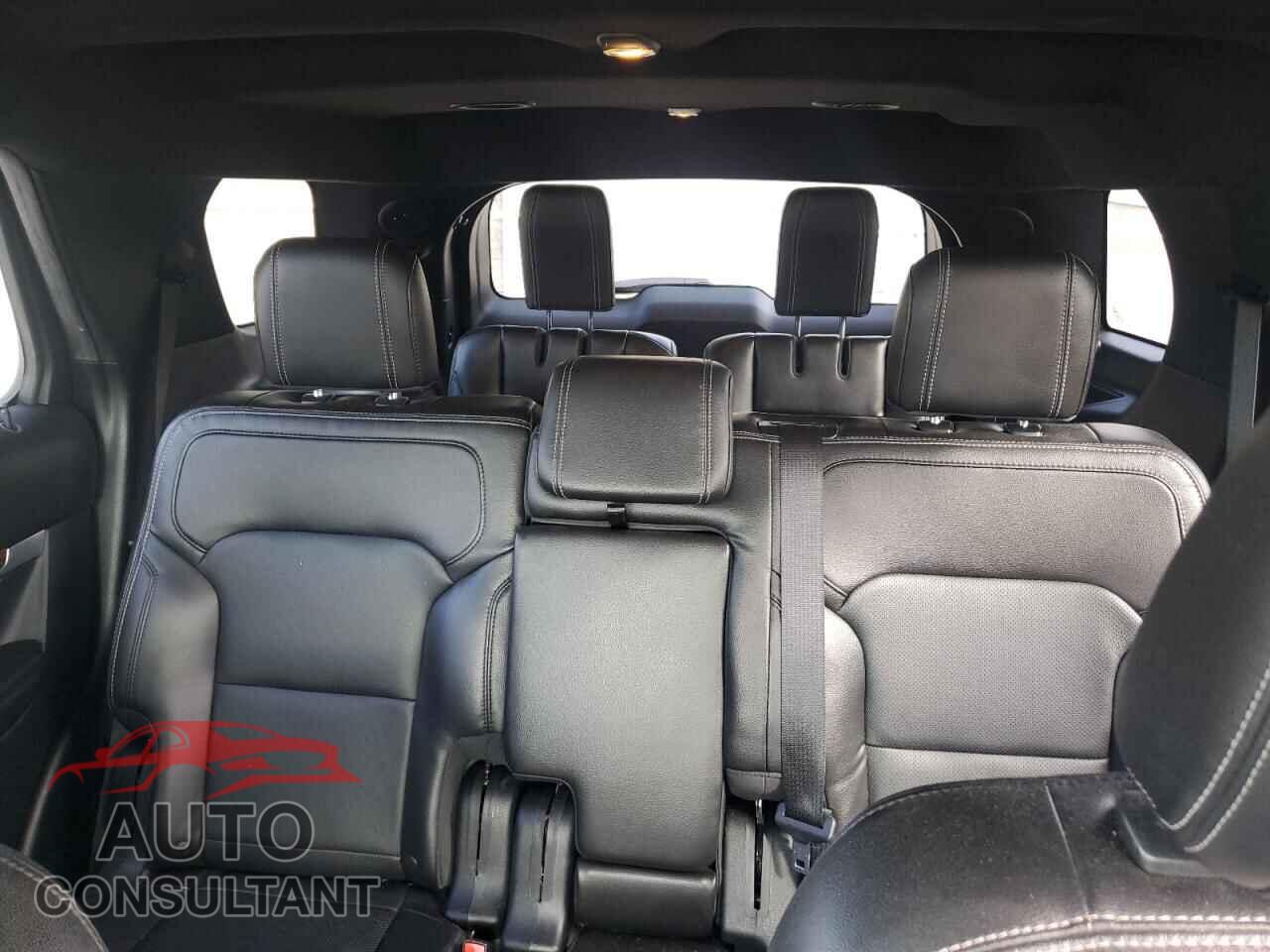 FORD EXPLORER 2018 - 1FM5K7F84JGB80528