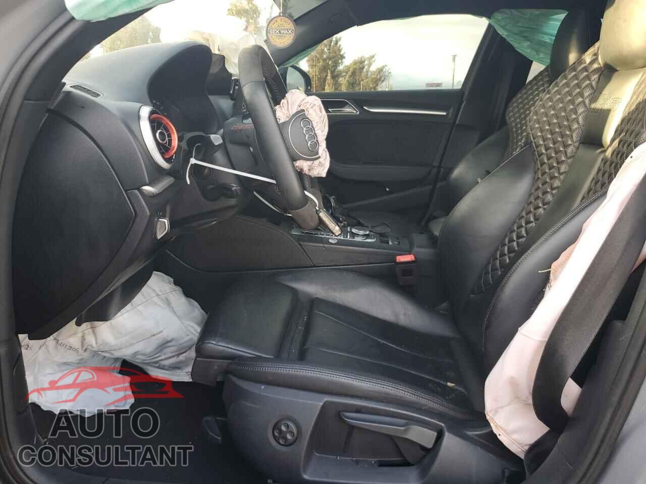 AUDI RS3 2019 - WUABWGFF3KA906302
