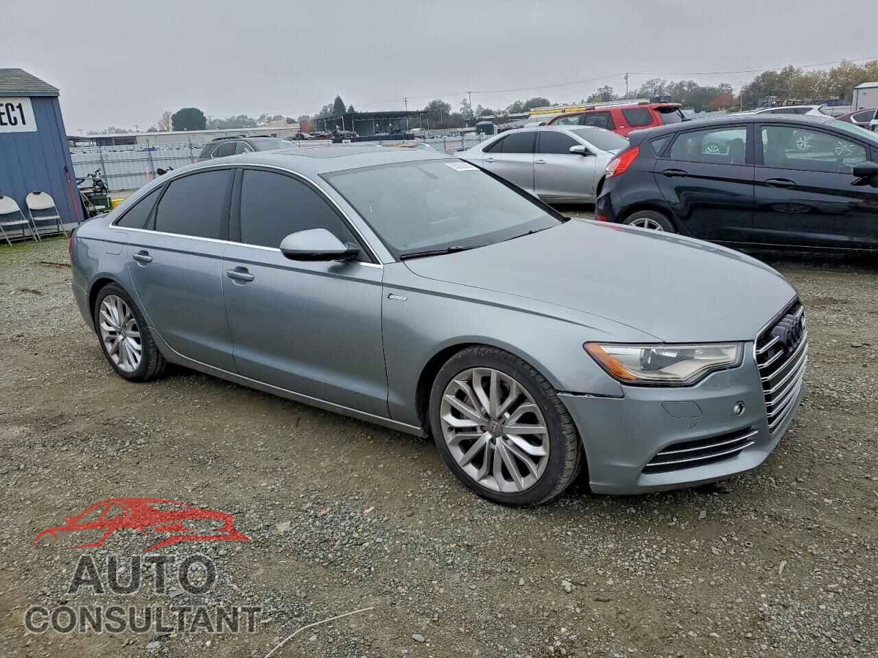 AUDI A6 2012 - WAUGGAFC8CN040252