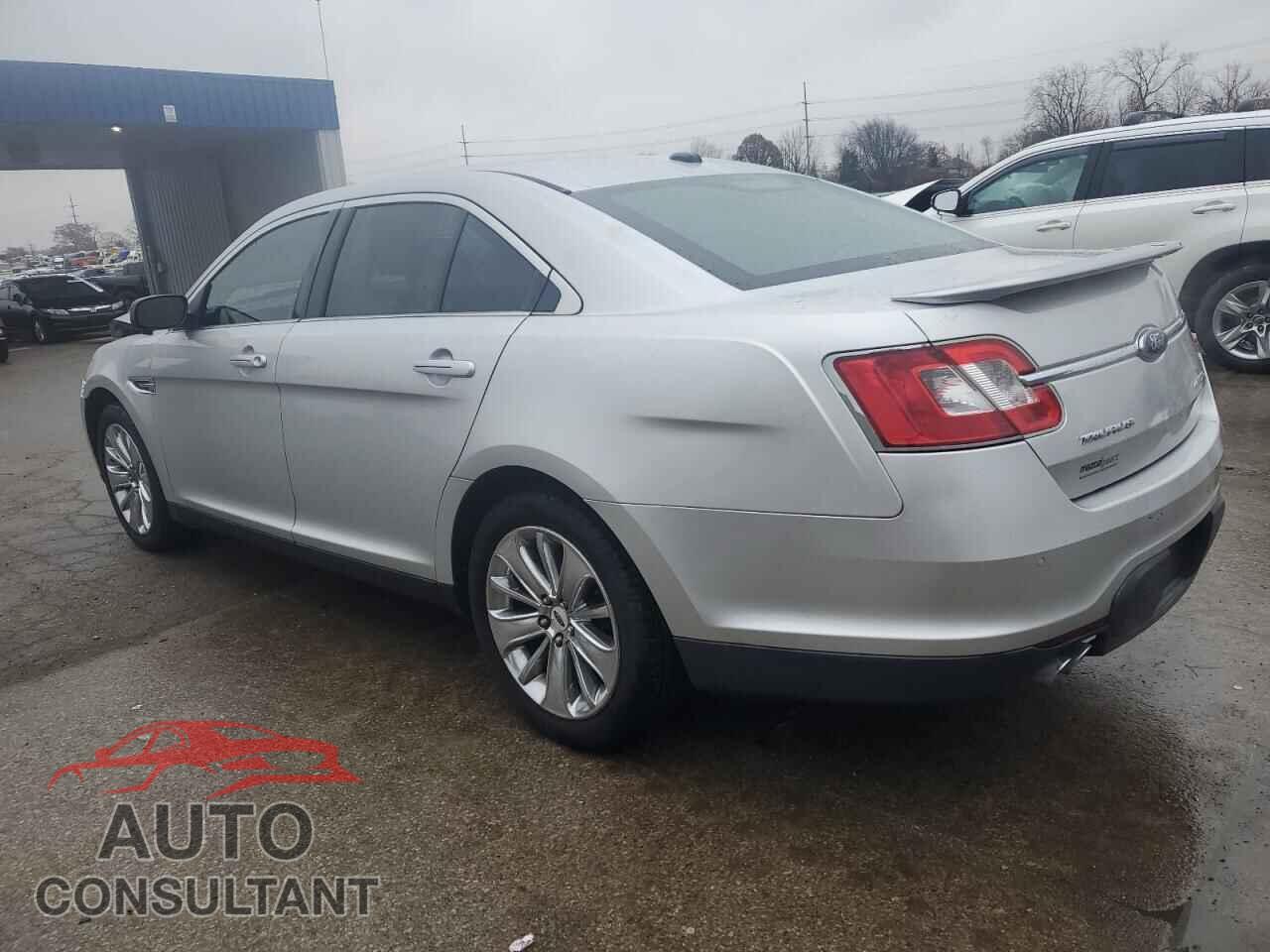 FORD TAURUS 2010 - 1FAHP2FW8AG104112