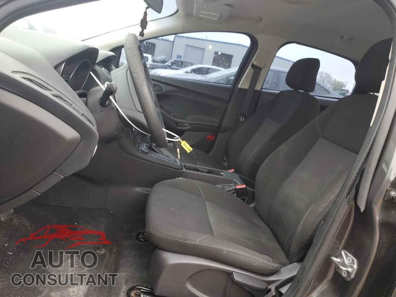 FORD FOCUS 2015 - 1FADP3E27FL327811