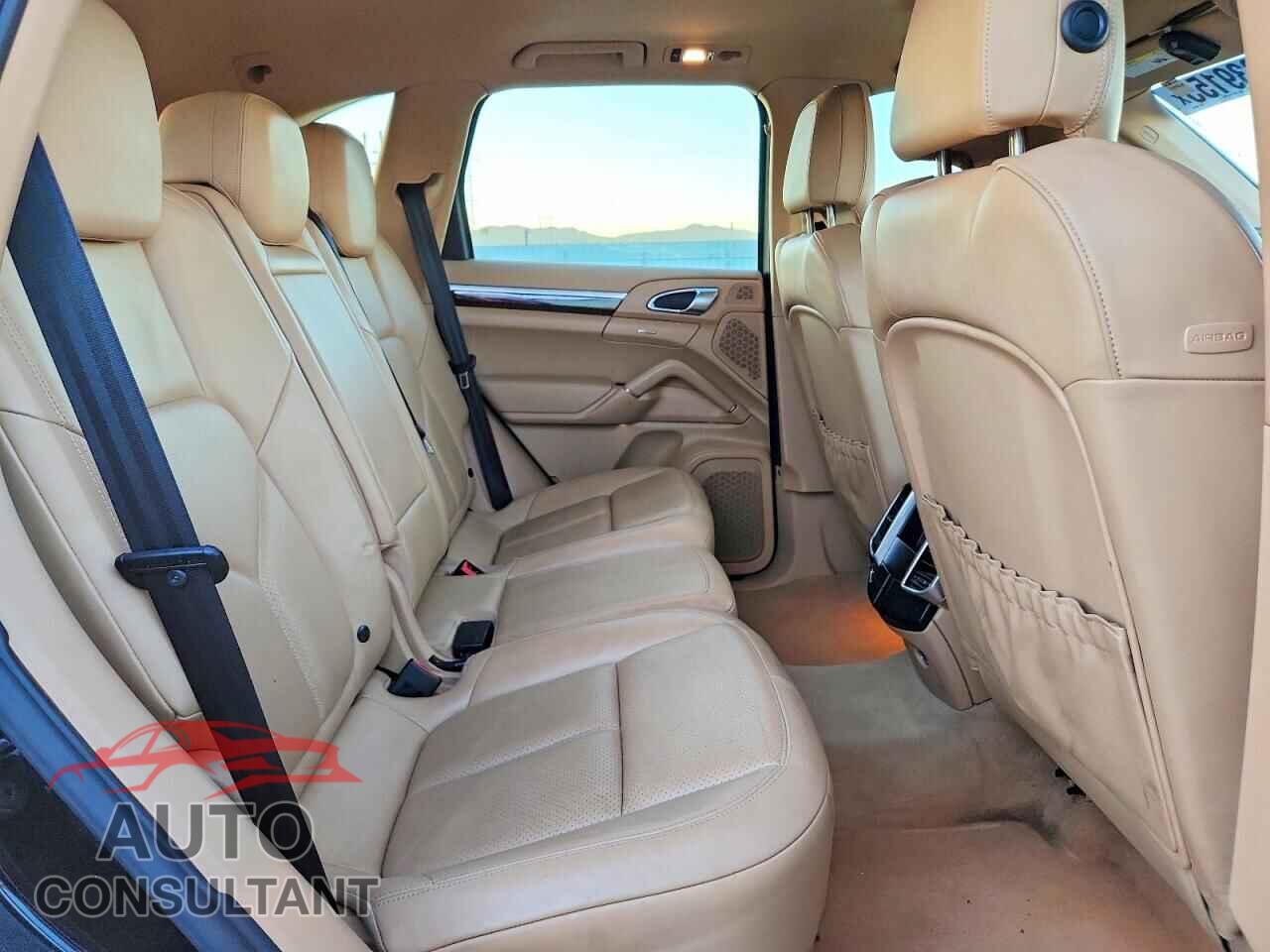 PORSCHE CAYENNE 2012 - WP1AE2A25CLA90118