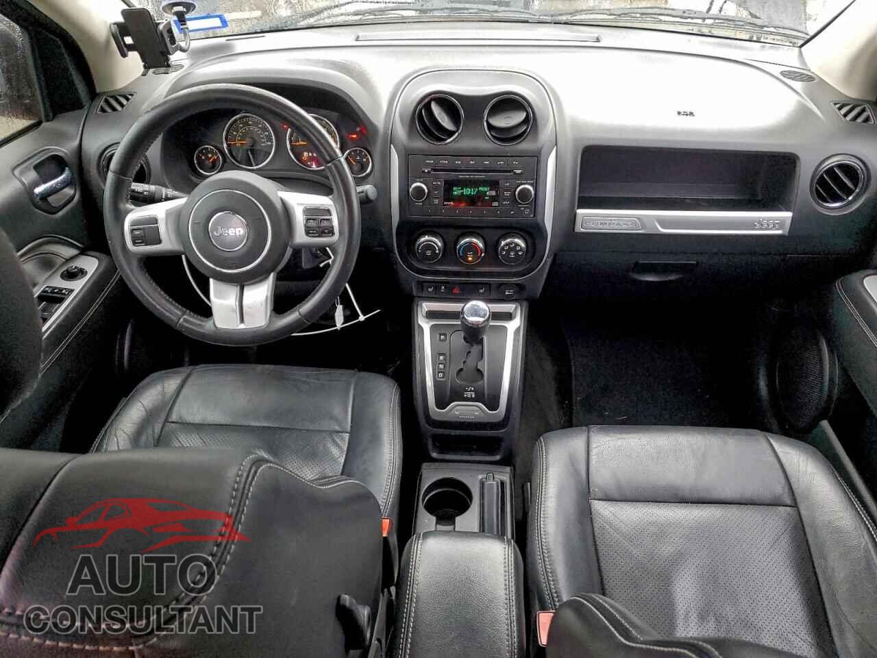JEEP COMPASS 2015 - 1C4NJCEA2FD145676