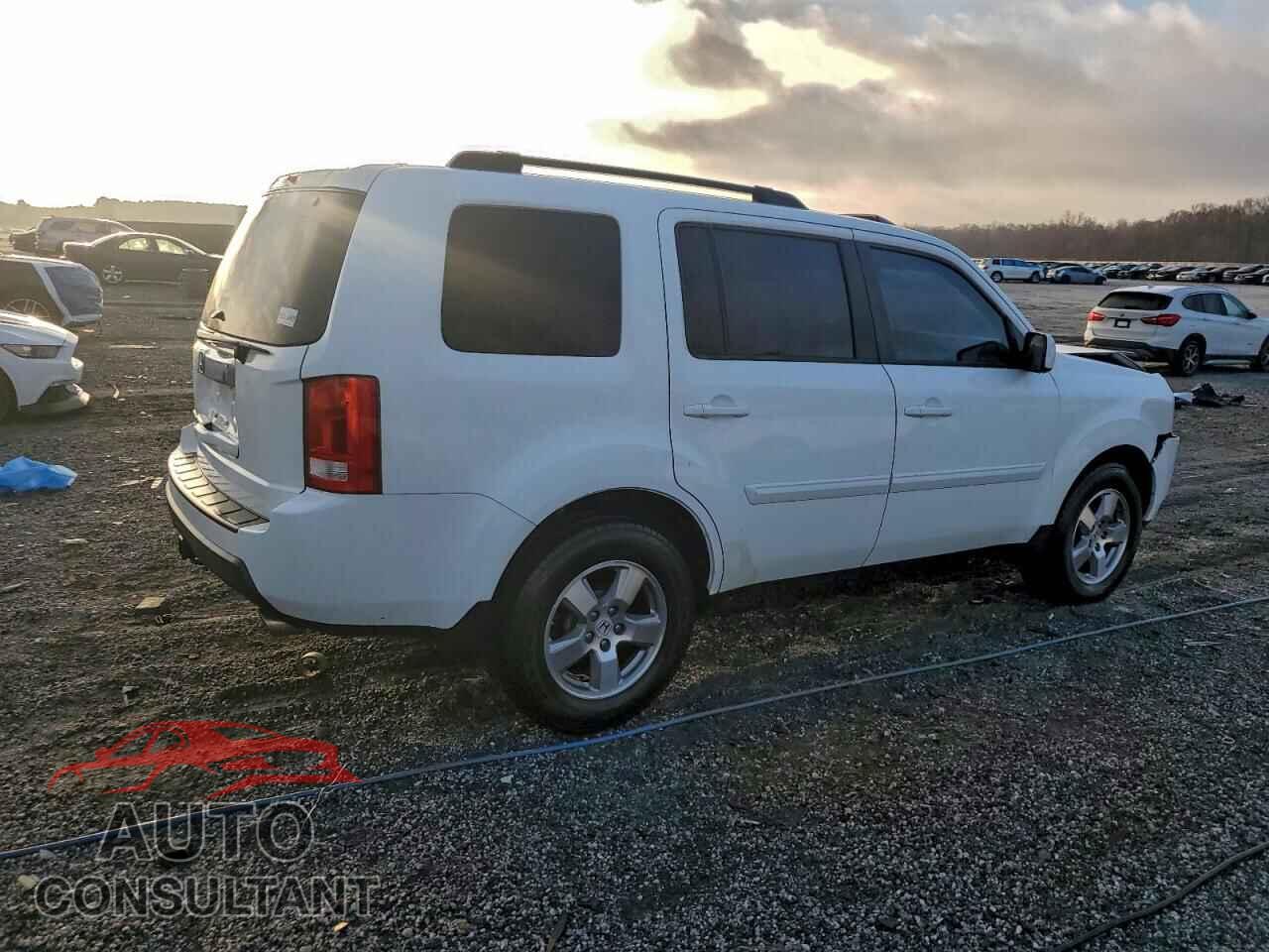 HONDA PILOT 2011 - 5FNYF3H53BB025594