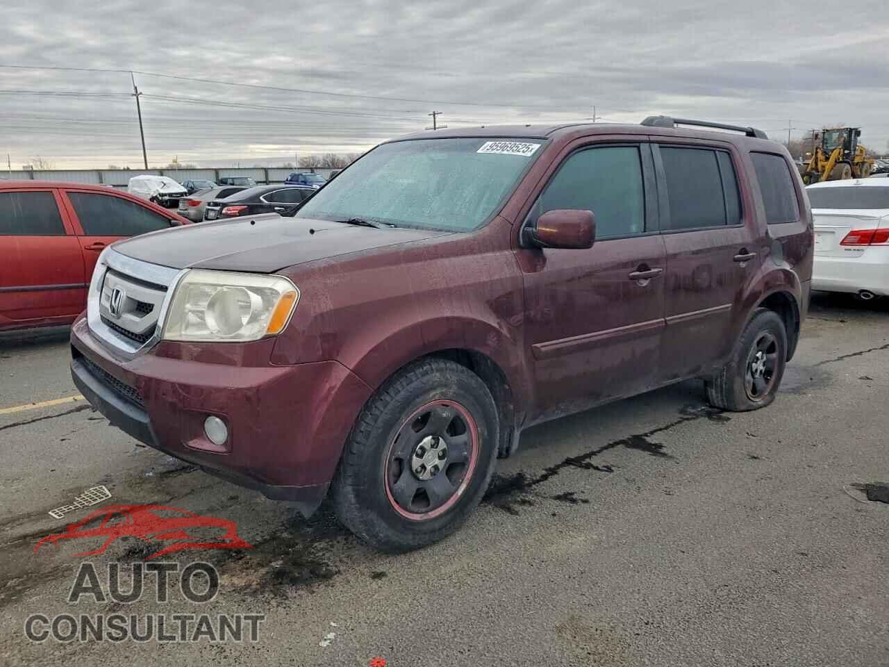 HONDA PILOT 2011 - 5FNYF3H44BB024607