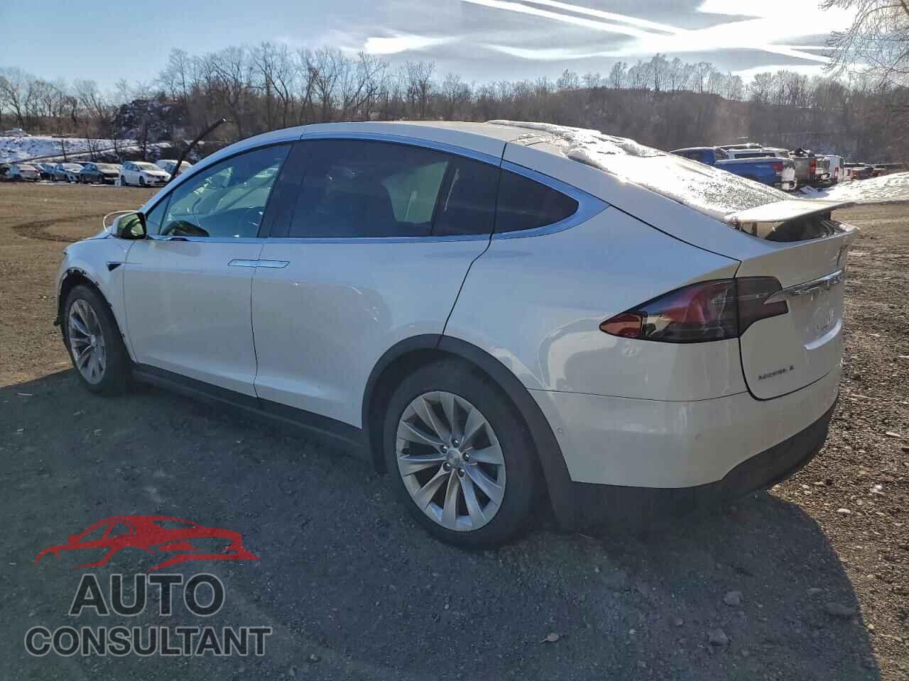 TESLA MODEL X 2018 - 5YJXCDE25JF127840