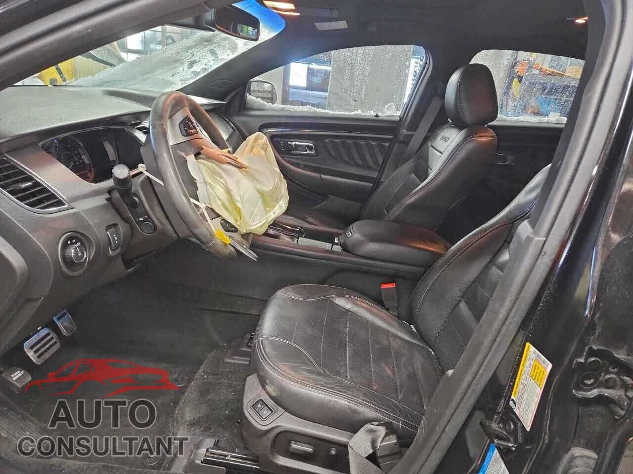 FORD TAURUS 2015 - 1FAHP2KT4FG174676
