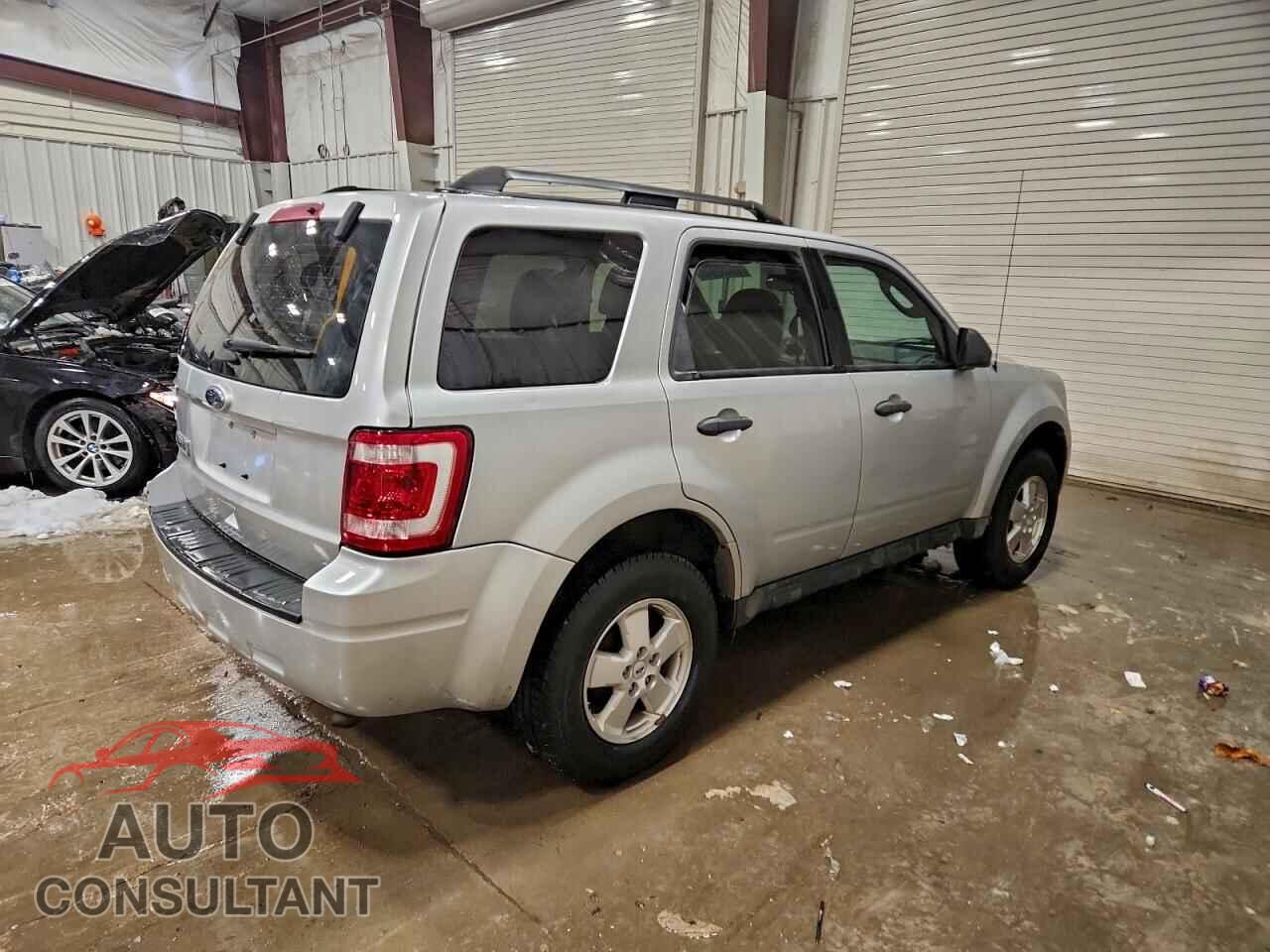 FORD ESCAPE 2011 - 1FMCU0D71BKB54373