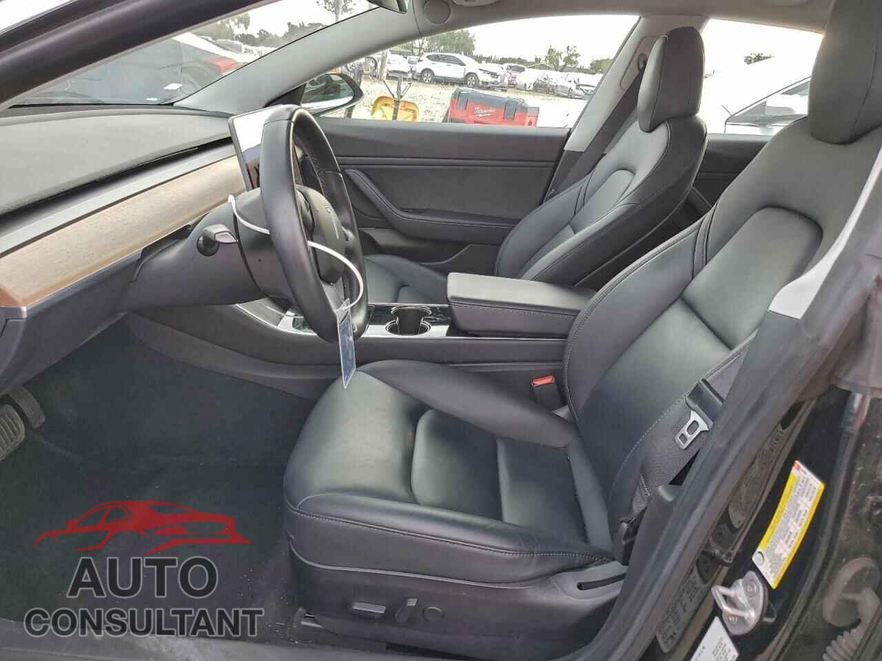 TESLA MODEL 3 2019 - 5YJ3E1EA8KF193105
