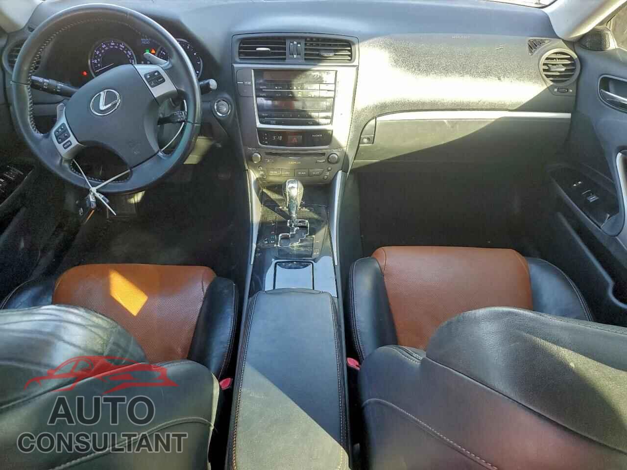 LEXUS IS 2013 - JTHBF5C21D5188083