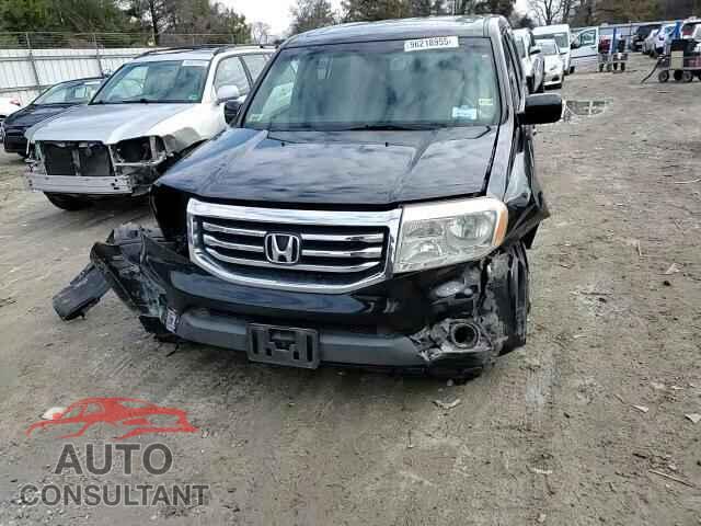 HONDA PILOT 2015 - 5FNYF4H37FB026239