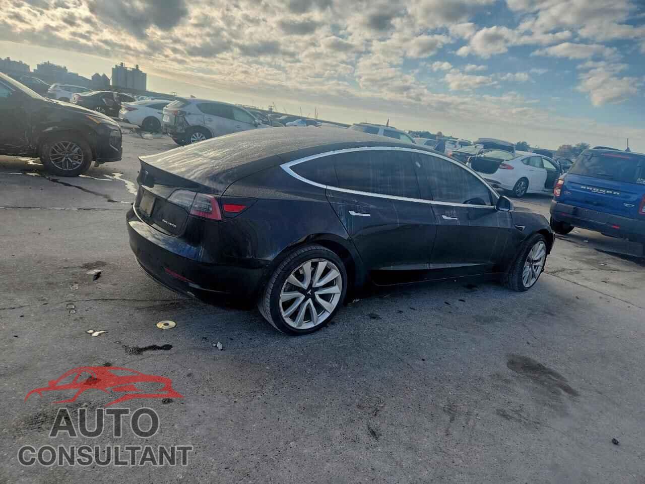TESLA MODEL 3 2020 - 5YJ3E1EB3LF742266