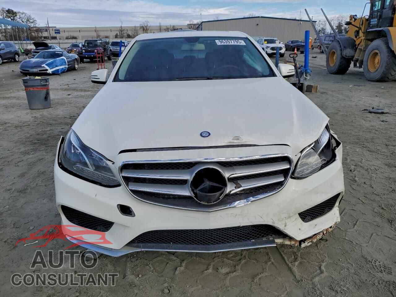 MERCEDES-BENZ E-CLASS 2014 - WDDHF5KB8EA905641