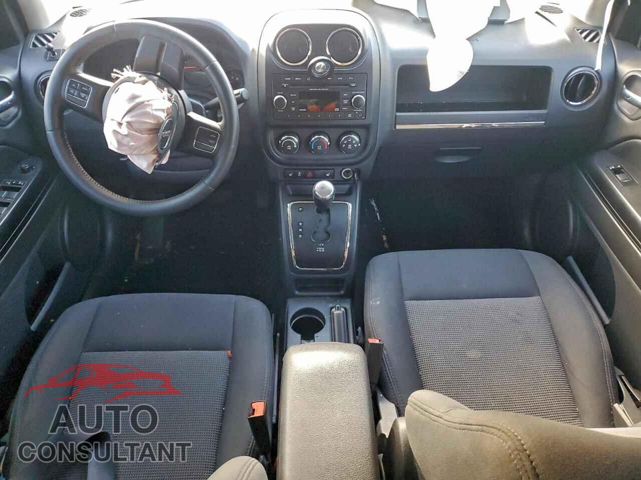 JEEP COMPASS 2013 - 1C4NJCEB2DD158949