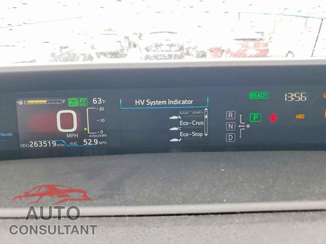 TOYOTA PRIUS 2018 - JTDKARFP7J3076894