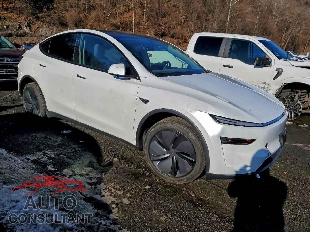 TESLA MODEL Y 2026 - 7SAYGDEE5TA585982
