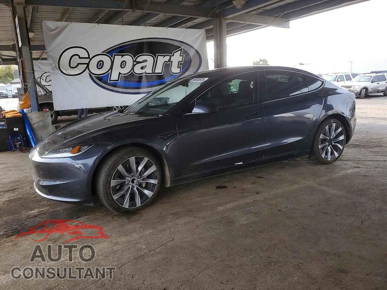 TESLA MODEL 3 2024 - 5YJ3E1EA8RF771052