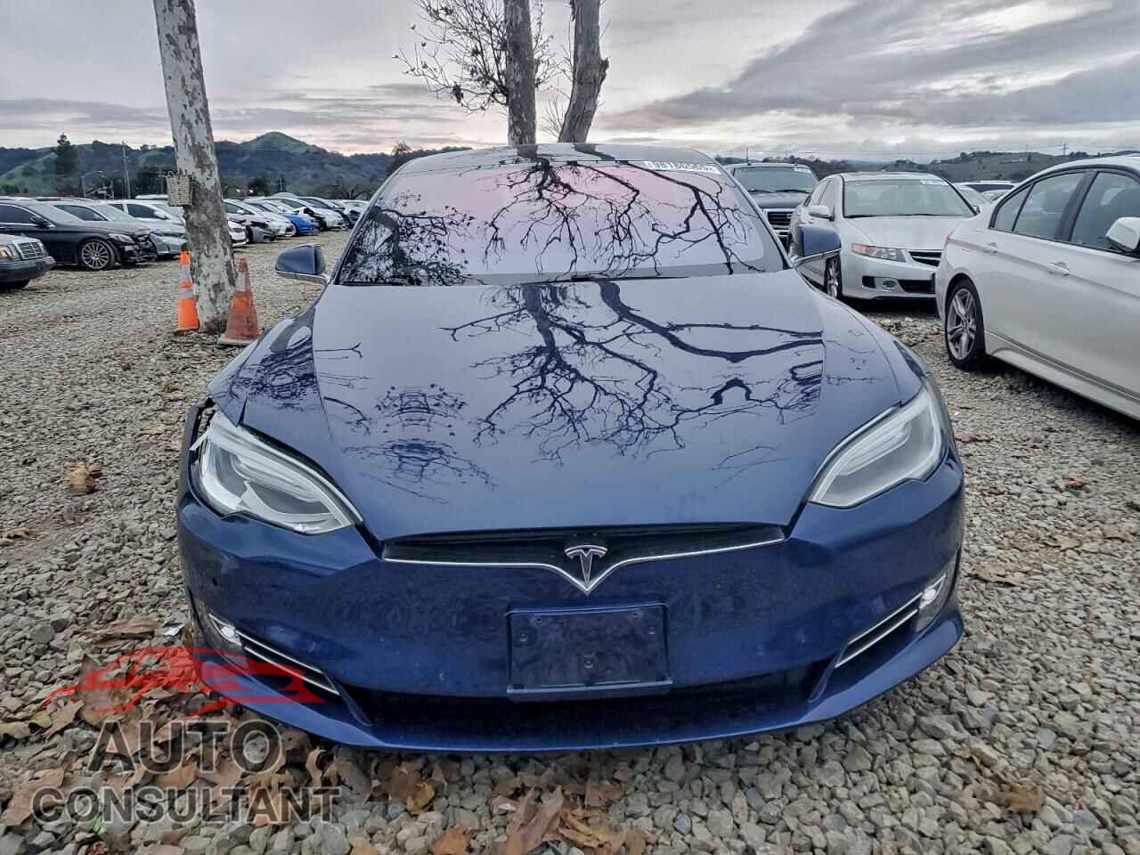 TESLA MODEL S 2017 - 5YJSA1E12HF213610