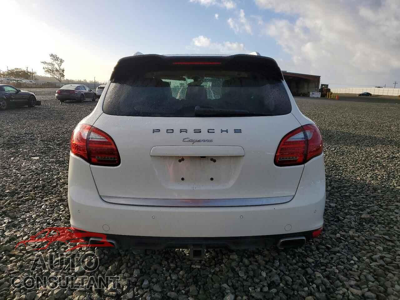 PORSCHE CAYENNE 2012 - WP1AA2A28CLA04764