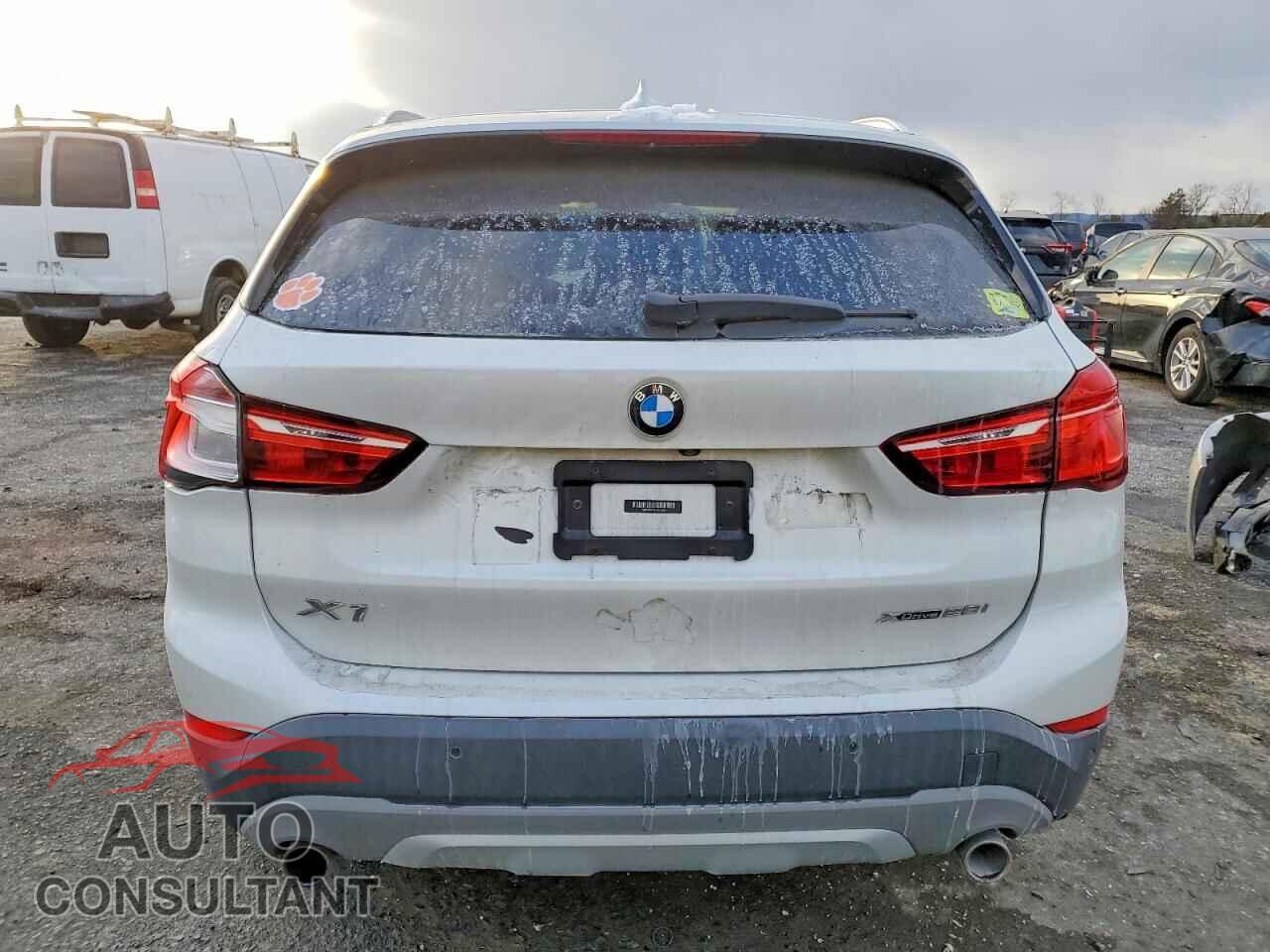 BMW X1 2018 - WBXHT3C32J3F03925