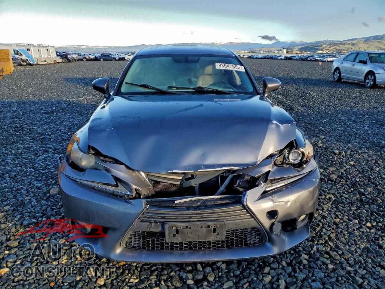 LEXUS IS 2014 - JTHBF1D27E5020182