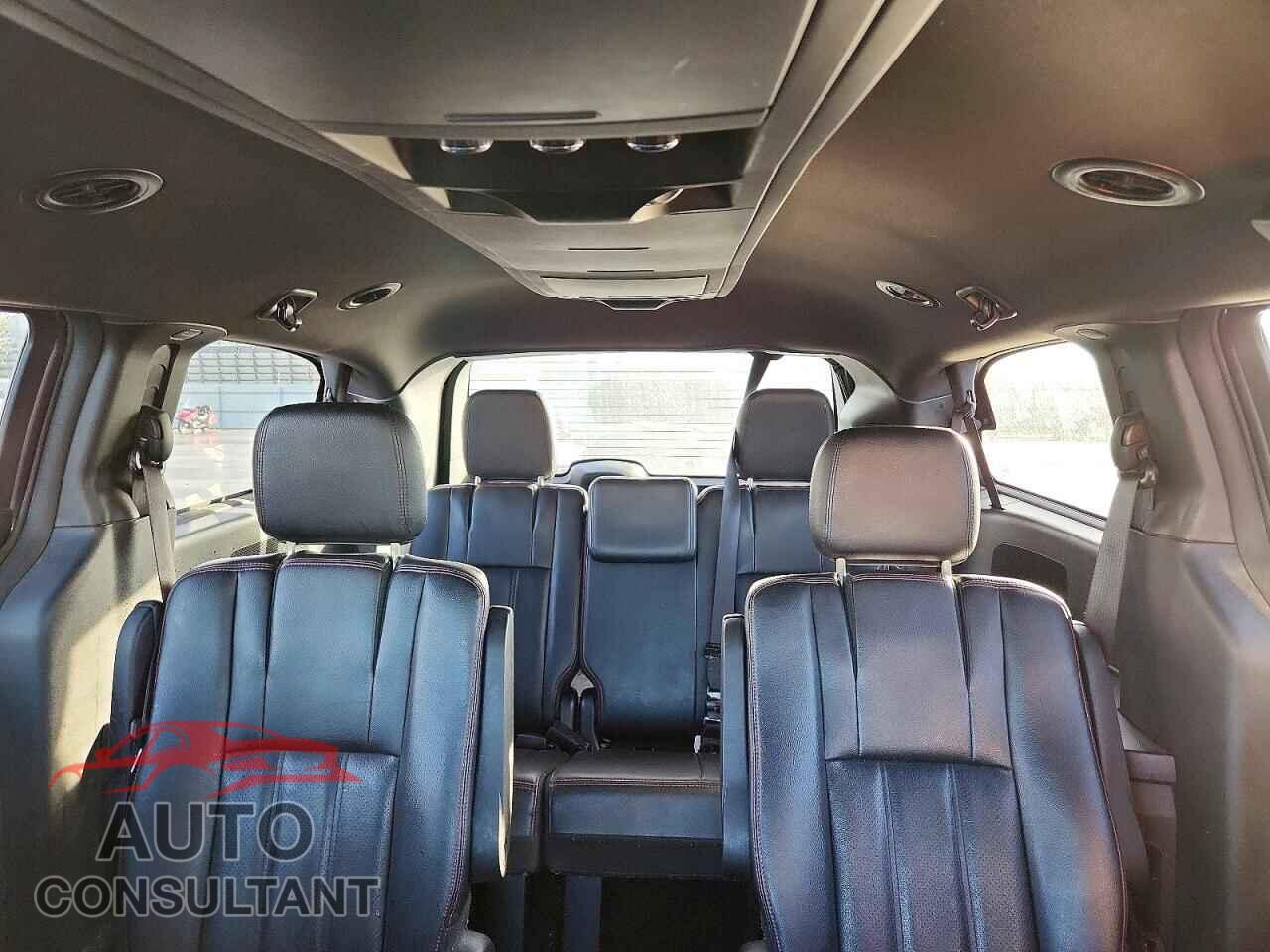 DODGE CARAVAN 2018 - 2C4RDGEG2JR196430