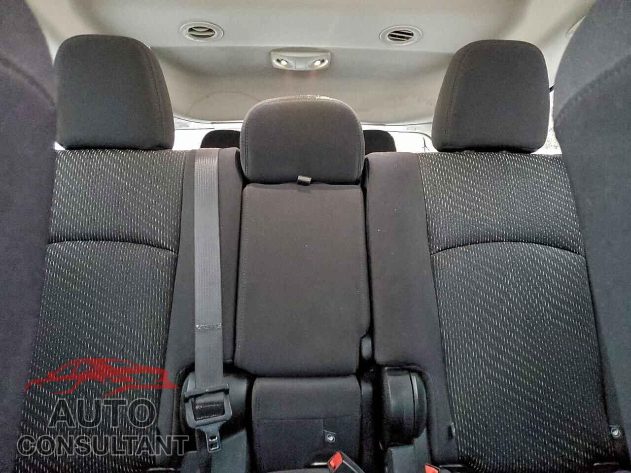 DODGE JOURNEY 2013 - 3C4PDCCG8DT708048