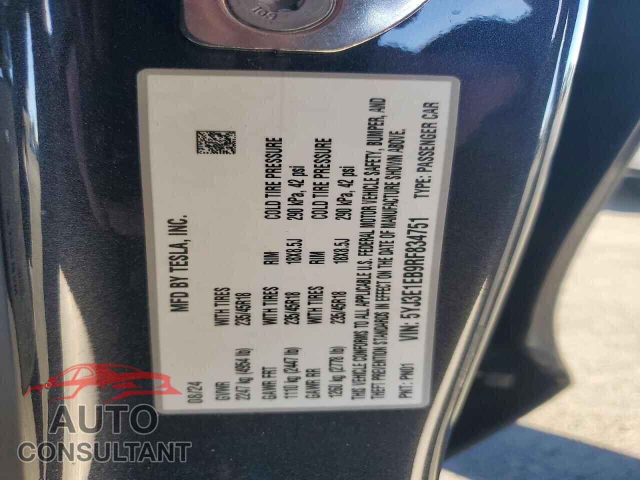 TESLA MODEL 3 2024 - 5YJ3E1EB9RF834751