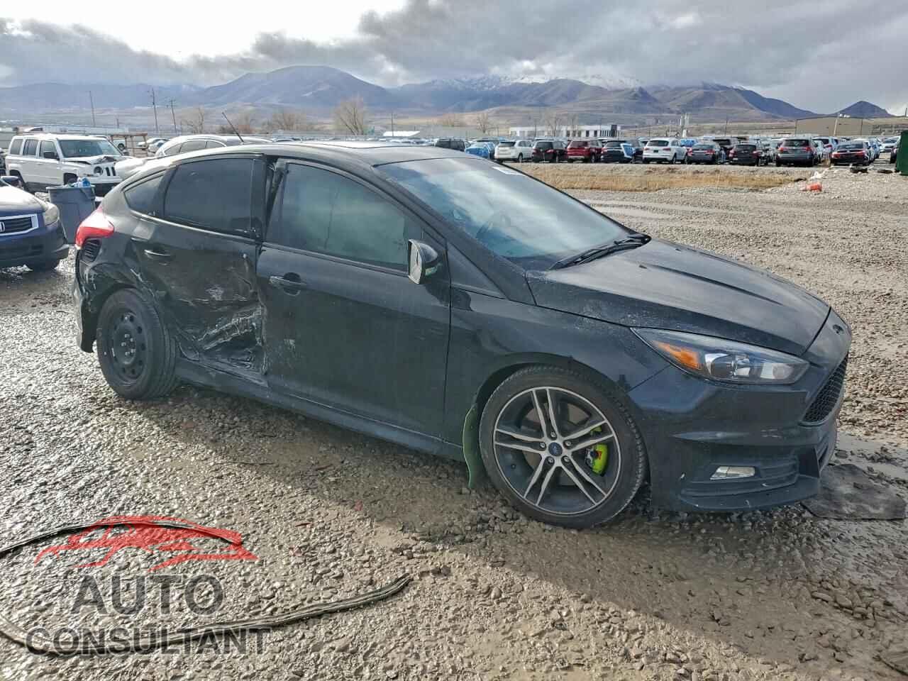 FORD FOCUS 2017 - 1FADP3L99HL343916