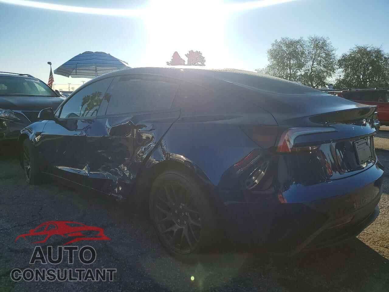 TESLA MODEL 3 2024 - 5YJ3E1EB2RF843520